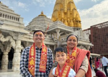 શ્રી આરાસુરી અંબાજી માતા દેવસ્થાન ટ્રસ્ટ, અંબાજીના વહીવટદાર તરીકે વિધિવત કાર્યભાર સંભાળી  કામગીરી શરુ કરતાં અધિક કલેકટરશ્રી કૌશિકભાઈ એસ. મોદી