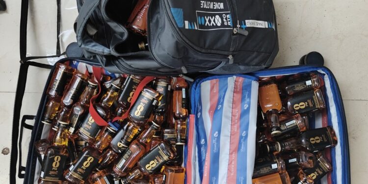 ભારતીય બનાવટનાં ઇંગ્લીશ દારૂની અલગ-અલગ બ્રાન્ડની નાની બોટલ નંગ-૧૪૧ કિ.રૂ.૧૭,૩૪૫/-સહિત કુલ રૂ.૧૭,૩૪૫/-ના મુદ્દામાલ ઝડપી પાડતી ભાવનગર લોકલ ક્રાઇમ બ્રાન્ચ