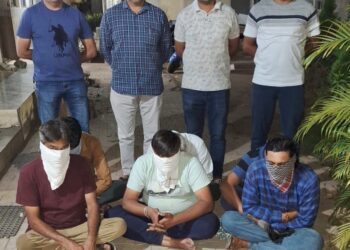 રોકડ રૂ.૭૨,૩૦૦/- સહીત કુલ કિં.રૂ.૭૨,૩૦૦/-ના મુદ્દામાલ સાથે ગંજીપત્તાનો હારજીતનો તિન પત્તીનો જુગાર રમતાં છ માણસોને ઝડપી લેતી ભાવનગર લોકલ ક્રાઇમ બ્રાન્ચ