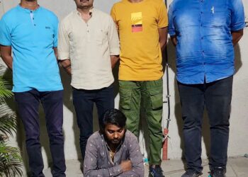 ભાવનગર જિલ્લાના ઘોઘા રોડ પોલીસ સ્ટેશનમાં દાખલ થયેલ પોકસોના ગુન્હામાં રાજકોટ મધ્યસ્થ જેલ ખાતેથી છેલ્લાં ચાર મહિનાથી પેરોલ રજા ઉપરથી ફરાર પાકા કામના કેદીને ઝડપી લેતી પેરોલ ફર્લો સ્કવોડ ભાવનગર.