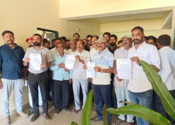 રાજકોટ લોકસભાના ઉમેદવાર દ્વારા રાજપૂત સમાજ વિષે અભદ્ર ટીપ્પણી મામલે દાંતા રાજપુત ક્ષત્રિય સમાજે રેલી કાઢી આવેદનપત્ર આપ્યુ