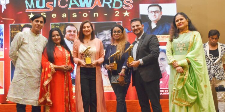 પારસી આસ્થા સાથે જોડાયેલ ગીતનુ પુનઃ પ્રસારણ ” કરુ છુ ઓ દાદગાર ” ને મળ્યો બોહળો પ્રતિસાદ