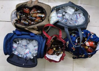 ચાર મહિલાઓ પાસેથી ભારતીય બનાવટનાં ઇંગ્લીશ દારૂની બોટલ નંગ-૩૧૨ કિ.રૂ.૩૪,૯૨૦/- સહિત કુલ રૂ.૩૫,૩૪૦/- નો મુદ્દામાલ ઝડપી પાડતી ભાવનગર લોકલ ક્રાઇમ બ્રાન્ચ