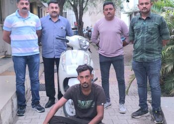 ચોરી થયેલ સ્કુટર સાથે એક ઇસમને ઝડપી પાડી વાહન ચોરીનો ગુન્હો શોધી કાઢતી ભાવનગર લોકલ ક્રાઇમ બ્રાન્ચ