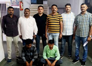 દાઠા પોલીસ સ્ટેશન માં દાખલ થયેલ બળાત્કારના ગુન્હામાં પકડવાના બાકી આરોપીઓને ઝડપી પાડતી ​ભાવનગર લોકલ ક્રાઇમ બ્રાન્ચ