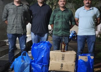 ભારતીય બનાવટનાં ઇંગ્લીશ દારૂની બોટલ નંગ-૨૦૯ કિ.રૂ.૨૭,૫૦૦/- નો મુદ્દામાલ ઝડપી પાડતી ભાવનગર લોકલ ક્રાઇમ બ્રાન્ચ