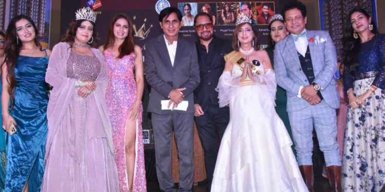 अनुपमा अतुल जी के ग्रांड म्यूजिकल शो के साथ मिस मिसेज एवरग्रीन इंडिया 2024 का हुआ सम्पन्न।