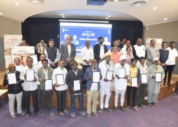 ભાવનગર ખાતે મેયર શ્રી ભરતભાઇ બારડના અધ્યક્ષસ્થાને તેમજ કેન્દ્રિય રાજયમંત્રી શ્રીમતી નિમુબેન બાંભણીયાની પ્રેરક ઉપસ્થિતિમાં જિલ્લાકક્ષાનો સ્વામિત્વ યોજના કાર્યક્રમ યોજાયો