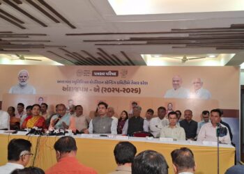 અમદાવાદ મહાનગરપાલિકાનું સુધારા સાથે કુલ 15502 કરોડનું બજેટ થયું રજૂ