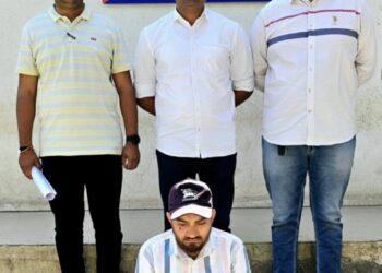 G.S.T ના છેતરપિંડી અને વિશ્વાસઘાતના ગુનામાં નાસતા ફરતા ઈસમને ઝડપી લેતી ભાવનગર લોકલ ક્રાઇમ બ્રાન્ચ.