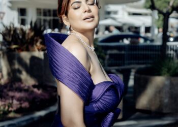 ગુજરાતી અભિનેત્રી કોમલ ઠક્કર ફરી કાન્સ ફિલ્મ ફેસ્ટિવલમાં છવાઈ