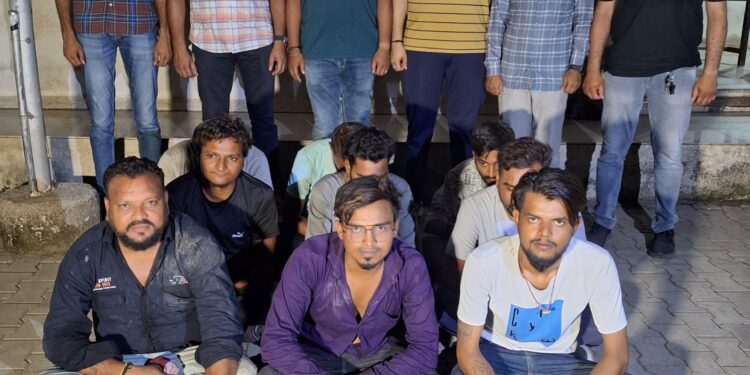 ગંજીપત્તાનો હારજીતનો હાથકાપનો જુગાર રમતા નવ ઈસમોને ઝડપી પાડતી ભાવનગર, લોકલ ક્રાઇમ બ્રાન્ચ