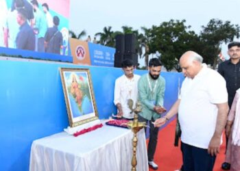 અમદાવાદમાં રિવરફ્રન્ટ ખાતે મુખ્યમંત્રીની અધ્યક્ષતામાં ‘સ્વસ્થ ગુજરાત, મેદસ્વિતામુક્ત ગુજરાત’ અભિયાન અંતર્ગત યોગ શિબિર યોજાઈ