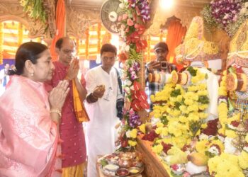 દેશની ત્રીજા નંબરની અને અમદાવાદ પછી રાજ્યની બીજા નંબરની ભાવનગરની ભગવાન શ્રી જગન્નાથજીની ૪૦મી રથયાત્રા.કેન્દ્રીય રાજ્ય મંત્રી શ્રીમતી નિમુબેન બાંભણીયા અને સંતો- મહંતોની ઉપસ્થિતિમાં પહિંદ વિધિ બાદ રથને પ્રસ્થાન કરાવાયું