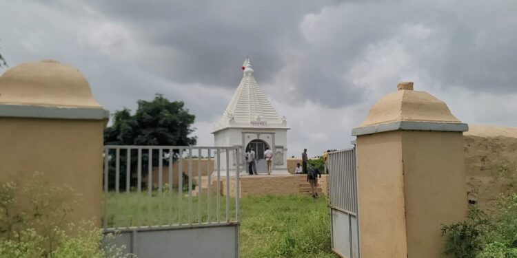 ભારત દેશ આઝાદતો થયો પરંતુ ભારત માતાના મંદિર ને આઝાદી ના મળી