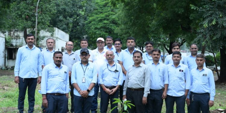 સાબરડેરી દ્વારા હરિયાળી અરવલ્લી ગિરિમાળા અભિયાન કાર્યક્રમ યોજાયો