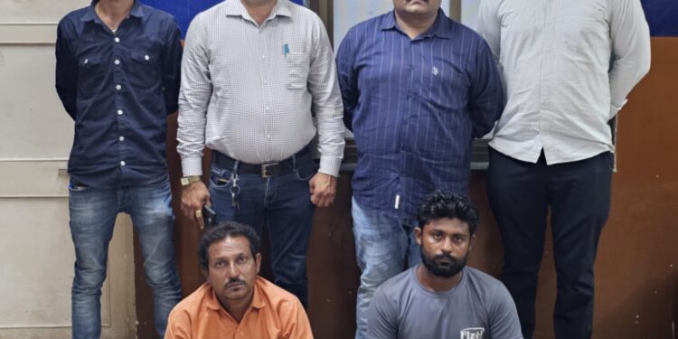 રૂ.૪,૩૫,૧૦૦/-ના શંકાસ્પદ મુદ્દામાલ કબ્જે કરી બે ઇસમોને પકડી પાડતી ભાવનગર લોકલ ક્રાઇમ બ્રાન્ચ