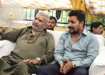 કોળિયાક નિષ્કલંક મહાદેવના સાનિધ્યમાં ભાદરવી અમાસના મેળાનો શુભારંભ.રાજ્ય કક્ષાના મત્સ્યોદ્યોગ અને પશુપાલન મંત્રીશ્રી પરસોત્તમભાઈ સોલંકીએ કોળિયાક નિષ્કલંક મહાદેવના દર્શન કરી ધન્યતા અનુભવી