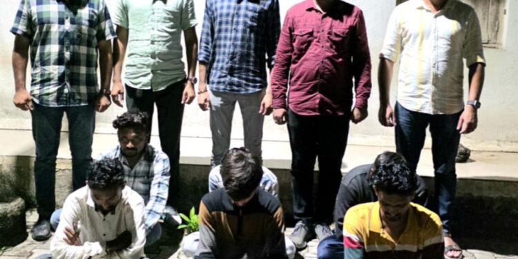 રોકડ રૂ.૨૧,૨૯૦/-નાં મુદ્દામાલ સાથે ગંજીપત્તાનો હારજીતનો હાથકાંપનો જુગાર રમતા છ ઇસમોને ઝડપી પાડતી ભાવનગર લોકલ ક્રાઇમ બ્રાન્ચ