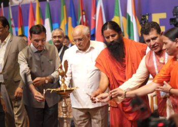 અમદાવાદમાં પ્રથમ વિશ્વ યોગાસન ચેમ્પિયનશિપનું ઐતિહાસિક આયોજન, યોગાસને વૈશ્વિક રમતગમતના મંચ પર ભરી મોટી ઉડાન