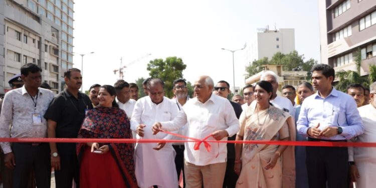 સેવા, સંકલ્પ અને સમર્પણ અભિયાન’ અંતર્ગત નવનિર્મિત વાડજ ફ્લાયઓવર બ્રિજનું લોકાર્પણ કરતા મુખ્યમંત્રી